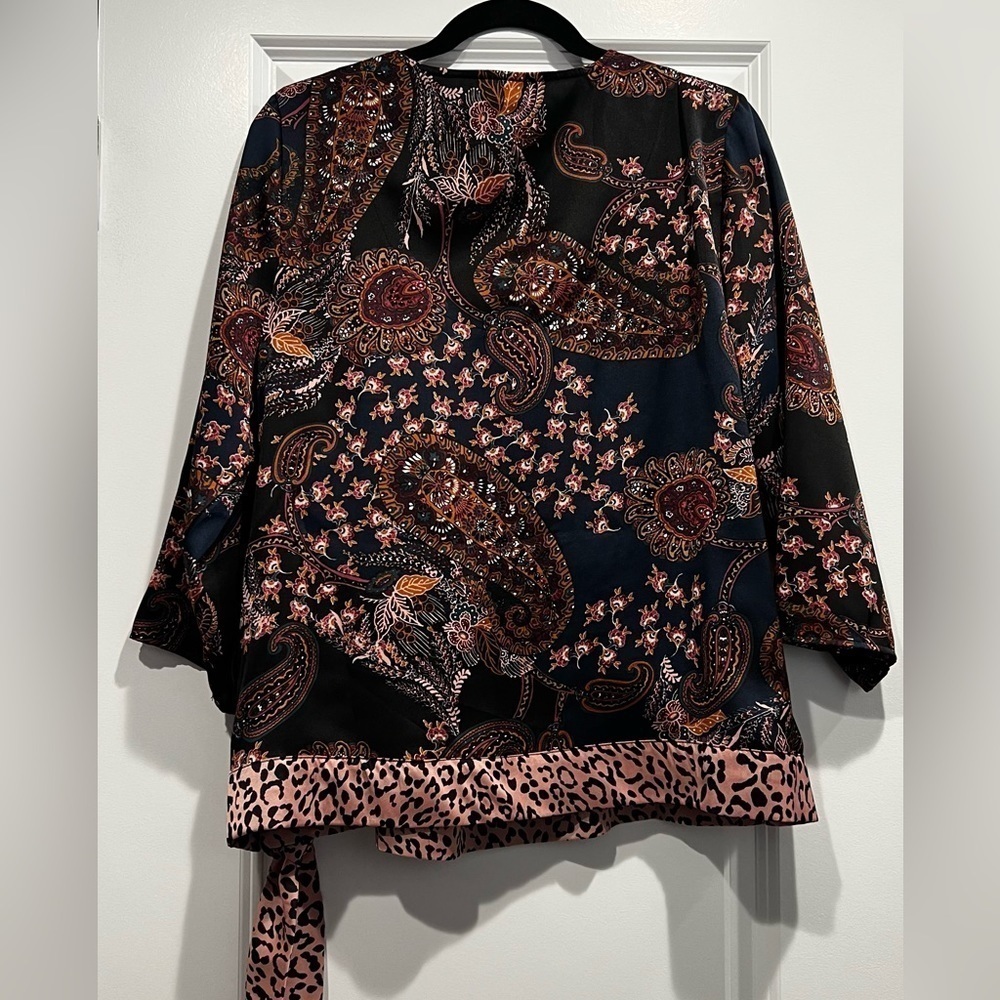 Dressbarn Women’s Multicolored Boho Paisley blouse